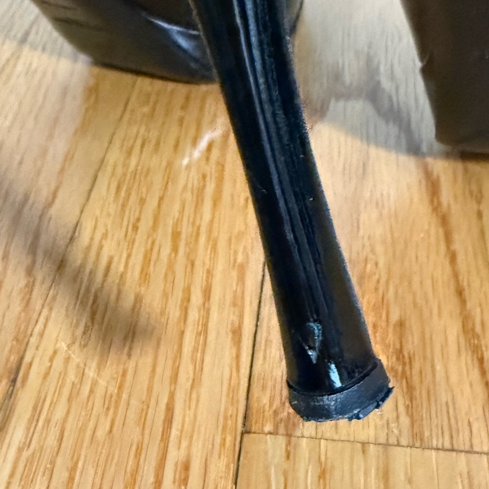 Yves Saint Laurent 7.5 Black Patent Leather Peep Toe Pumps classy, formal, YSL - Picture 9 of 13